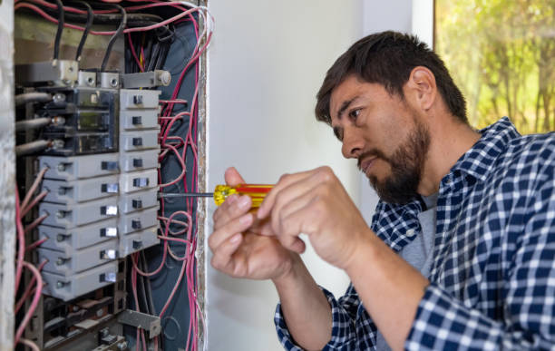  Central City, IA Electrician Pros